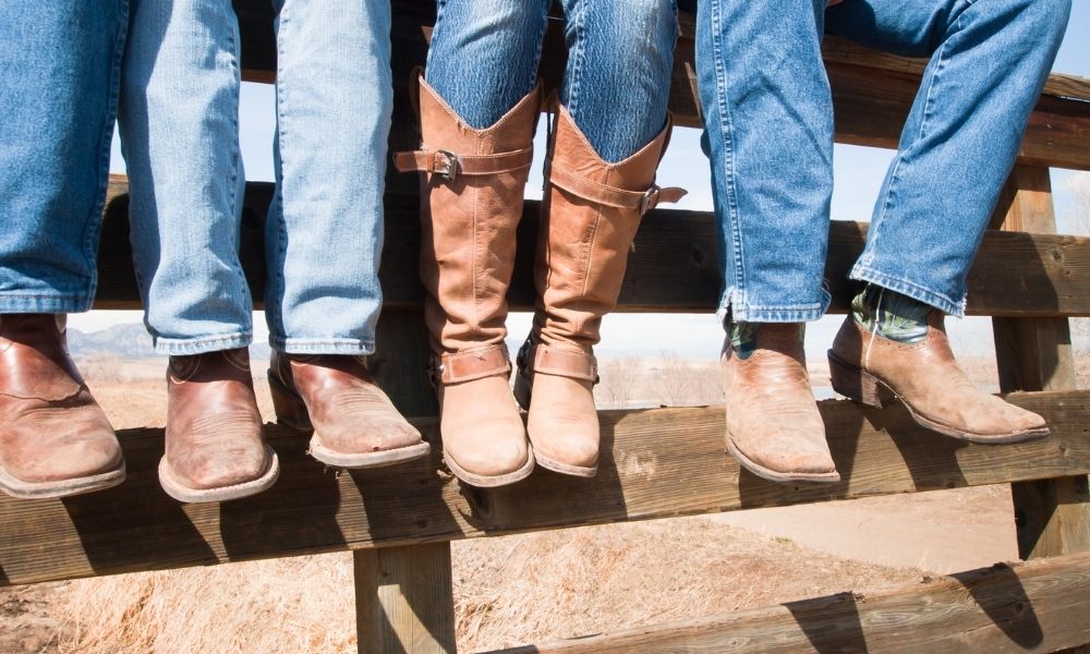 4 Common Myths About Cowboy Boots You Should Ignore – Country View ...